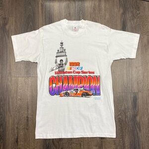 VINTAGE men’s Alan Kulwicki Nascar T-Shirt size Large
